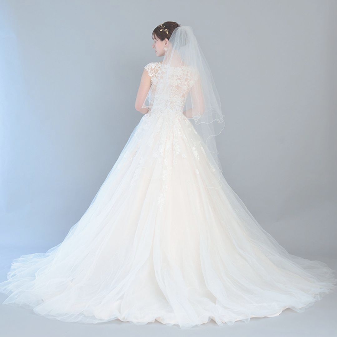 【アウトレット品】ウェディングドレス 結婚式 挙式 Dress Revue OPEN32周年記念SALE18月8日(金) 臨時休業8月11日(月